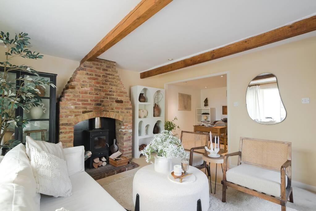 Adorable 2 Bedroom Guest House Hawkhurst Exterior foto